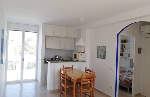 Sitges Town Center Apartment | Cosy, air-conditioned,ideal for couples, near beaches&center +parking+wifi+satel