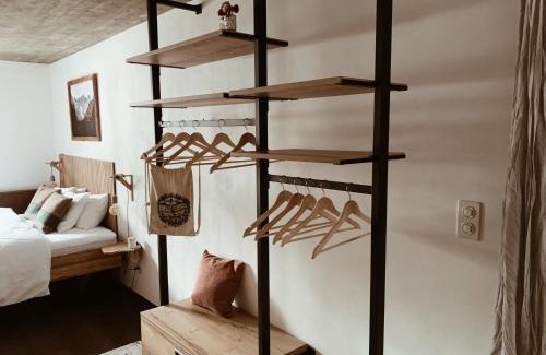 Klosters-Serneus Apartment | Cosy Alpine Chic Studio