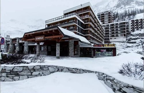 Le Cret Apartment | Cosy and bright three-room apartment near the center