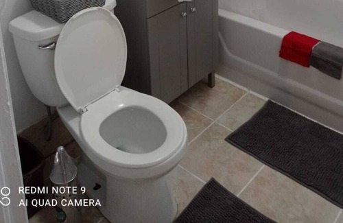 Cote-Saint-Paul Apartment | Cosy and Pretty Apartement Near Canal Lachine