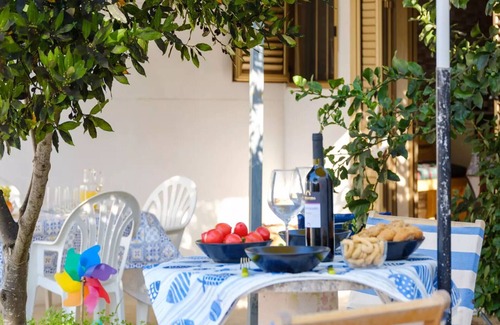 Torre Specchia Ruggeri House | Cosy apartment in villa for 5 people with WIFI, TV, panoramic view and parking, close to Lecce