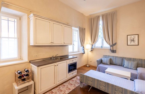Strassoldo Apartment | Cosy apartment for 4 people with A/C, WIFI, TV and patio