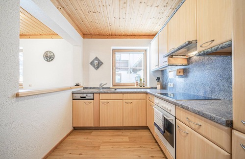 Bramberg am Wildkogel Apartment | Cosy apartment with terrace in Bramberg