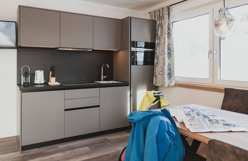 Dienten am Hochkoenig Apartment | Cosy apartment for 5 people with WIFI, TV, balcony, panoramic view and parking