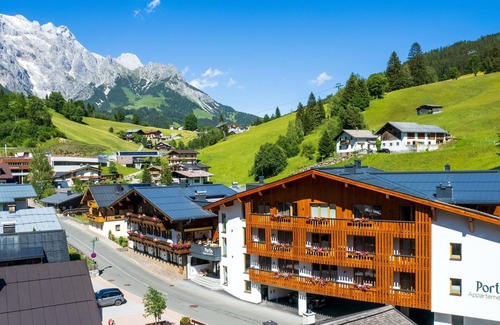 Dienten am Hochkoenig Apartment | Cosy apartment for 8 guests with WIFI, TV, balcony and panoramic view