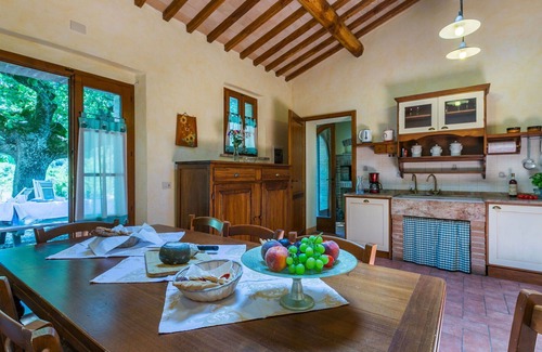 Collalto House | Cosy apartment in villa for 16 guests with A/C, WIFI, private pool, TV, patio and parking