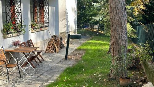 Viranyos Apartment | Cosy apartman in green Buda