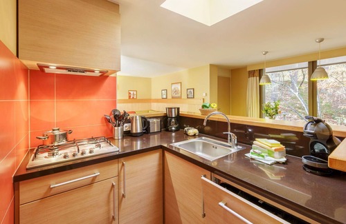 Chaumont-sur-Tharonne House | Cosy apartment in villa for 4 people with WIFI, pool, hot tub, TV, terrace and parking