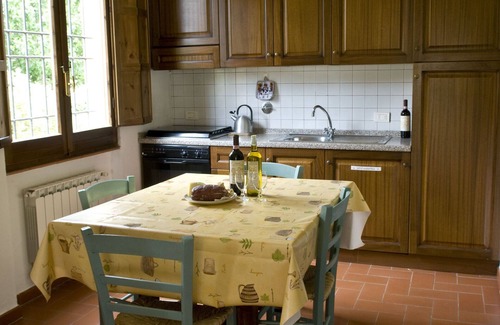 Castelfiorentino Villa | Cosy apartment in villa with WIFI, pool, patio and panoramic view, close to San Gimignano
