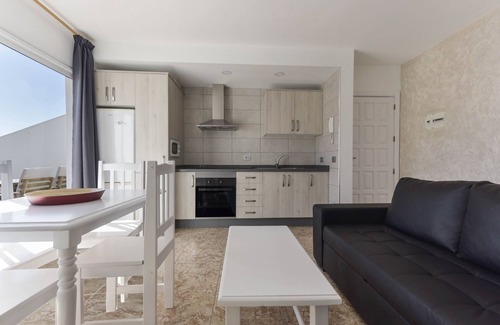 Playa San Juan Apartment | Cosy Apartment “Apartamento Pardela” in Playa San Juan close to the Beach