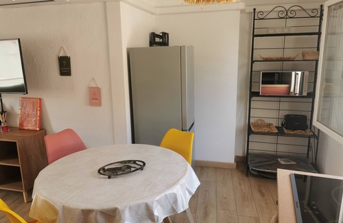 Lunel-Viel Apartment | Cosy apartment close to the sea Central for visiting the Camargue