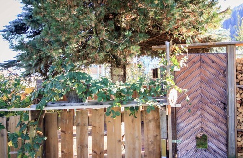 Axams Apartment | Cosy apartment for 2 guests with WIFI, TV, pets allowed and parking