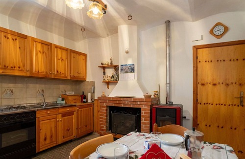 Gamberale Apartment | Cosy apartment for 2 people with WIFI, TV, pets allowed and parking