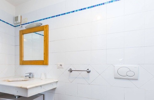 San Baronto Apartment | Cosy apartment for 2 people with pool, WIFI, TV, terrace, pets allowed, panoramic view and parking
