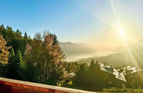 Lens Apartment | Cosy apartment for 2 people with WIFI, TV, balcony and parking