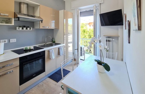 Pavia Apartment | Cosy apartment for 3 guests with WIFI, A/C and TV