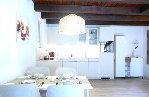 Roveredo Apartment | Cosy apartment for 4 people with terrace and panoramic view