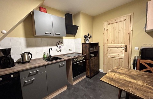 Oybin Apartment | Cosy apartment for 4 guests with WIFI, TV and parking