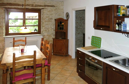 Bonvicino Apartment | Cosy apartment for 4 people with pool, terrace and parking