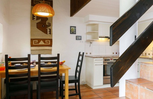 Capriasca Apartment | Cosy apartment for 4 people with WIFI, pool, TV, patio, pets allowed and panoramic view