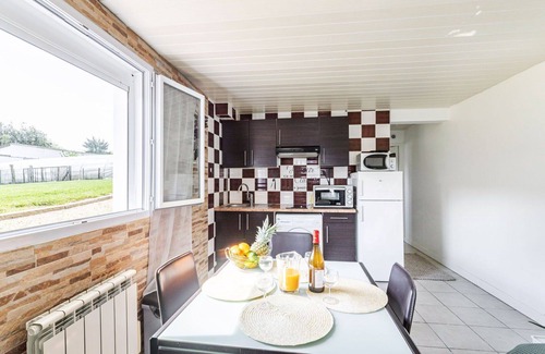 Anglet Apartment | Cosy apartment for 4 people with WIFI, TV, terrace and parking