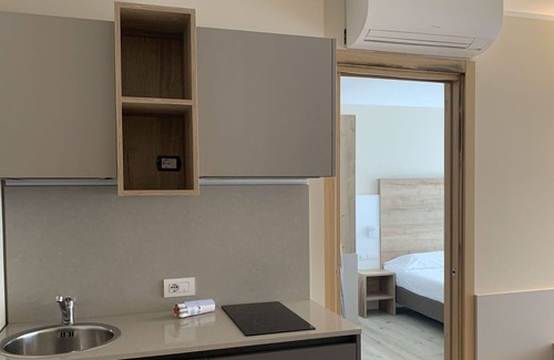 Corno Apartment | Cosy apartment for 4 people with WIFI, pool, A/C, TV, patio and parking