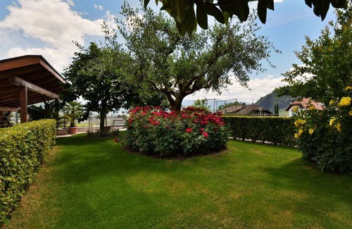 Andriano Apartment | Cosy apartment for 5 people with WIFI, pool, TV, patio and parking