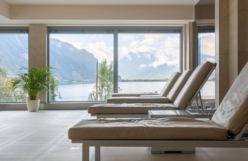 Montreux City Centre Apartment | Cosy apartment for 6 people with WIFI, pool, TV, balcony, panoramic view and parking