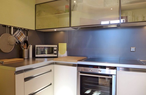 Beatenberg Apartment | Cosy apartment for 6 guests with WIFI, pool, TV, terrace, pets allowed and parking