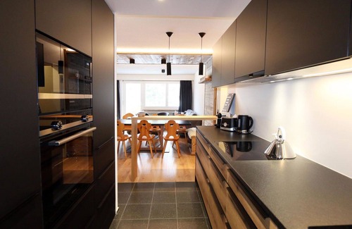 Saas-Fee Apartment | Cosy apartment for 8 guests with WIFI, TV and balcony