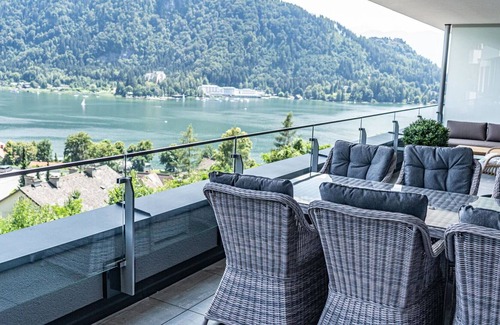 Treffen Apartment | Cosy apartment for 9 people with WIFI, TV, balcony, panoramic view and parking