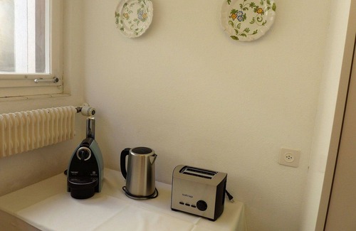 St. Moritz Apartment | Cosy apartment for 4 people with WIFI, TV, balcony and parking