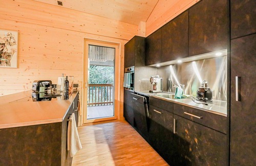 Zweisimmen Apartment | Cosy apartment for 6 people with WIFI, TV and balcony