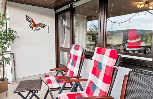 Niedersfeld Apartment | Cosy apartment for 5 guests with WIFI, TV, balcony and parking