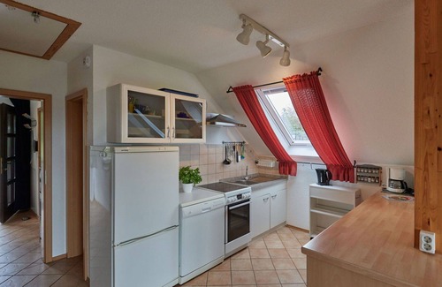 Frankenau House | Cosy apartment in villa for 4 guests with WIFI, TV, terrace and pets allowed