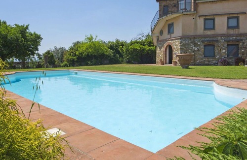 Lamporecchio Villa | Cosy apartment in villa for 4 people with WIFI, pool, A/C, TV and parking