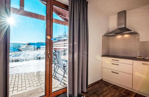 Lipno nad Vltavou House | Cosy apartment in villa for 5 guests with WIFI, TV, terrace and pets allowed