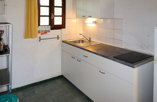 Casamozza House | Cosy apartment in villa for 4 people with WIFI, terrace and parking