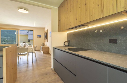 Bianzone House | Cosy apartment in villa for 8 people with A/C, WIFI, TV, terrace and pets allowed