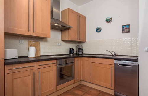 Martina House | Cosy apartment in villa for 6 people with WIFI, pool, A/C, TV, terrace, pets allowed and parking