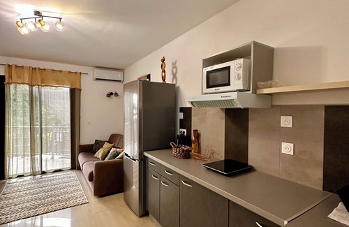 La Possession Apartment | Cosy apartment overlooking the west of Reunion Island