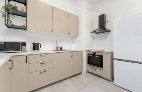 Rzeszow Apartment | Cosy Apartment with Balcony in Rzeszów by Noclegi Renters