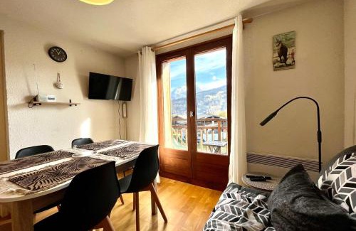 Demi-Quartier Apartment | Cosy apartment with Mont-Blanc and slope views