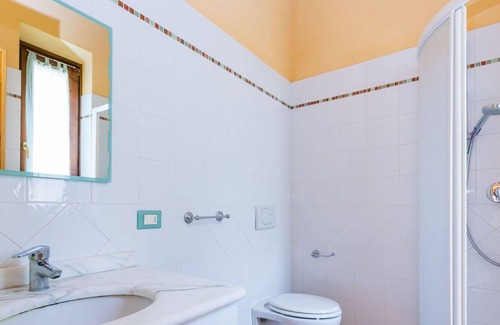 San Baronto Apartment | Cosy apartment with WIFI, pool, TV, terrace, pets allowed, panoramic view and parking