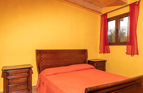 Telti Apartment | Cosy apartment with private pool, WIFI, A/C, TV, patio, pets allowed, panoramic view and parking