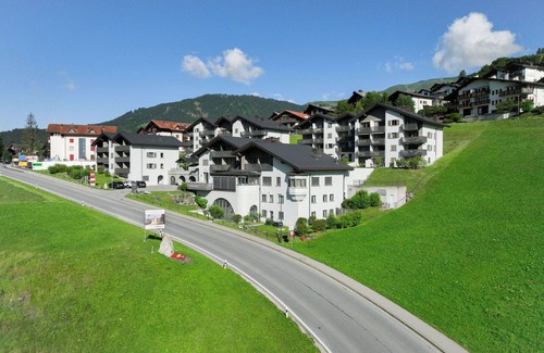 Falera Apartment | Cosy apartment with WIFI, pool, TV, patio, pets allowed, panoramic view and parking