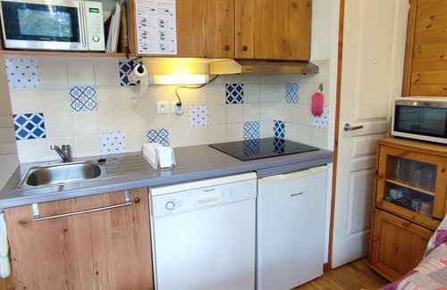 Chamrousse Apartment | Cosy apt 4 ppl, near the ski runs
