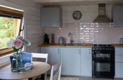 Caherdaniel Cabin | Cosy Cabin in the Dark Sky Reserve, Kerry, Ireland