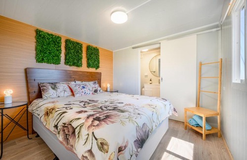 Pukekohe House | Cosy cabin to stay even better than Glamping
