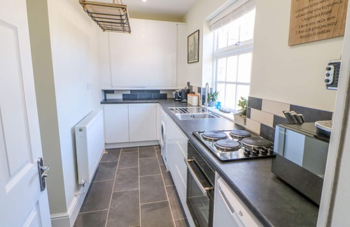 Stanhope Cottage | COSY CAVE STANHOPE CASTLE, pet friendly, with hot tub in Stanhope